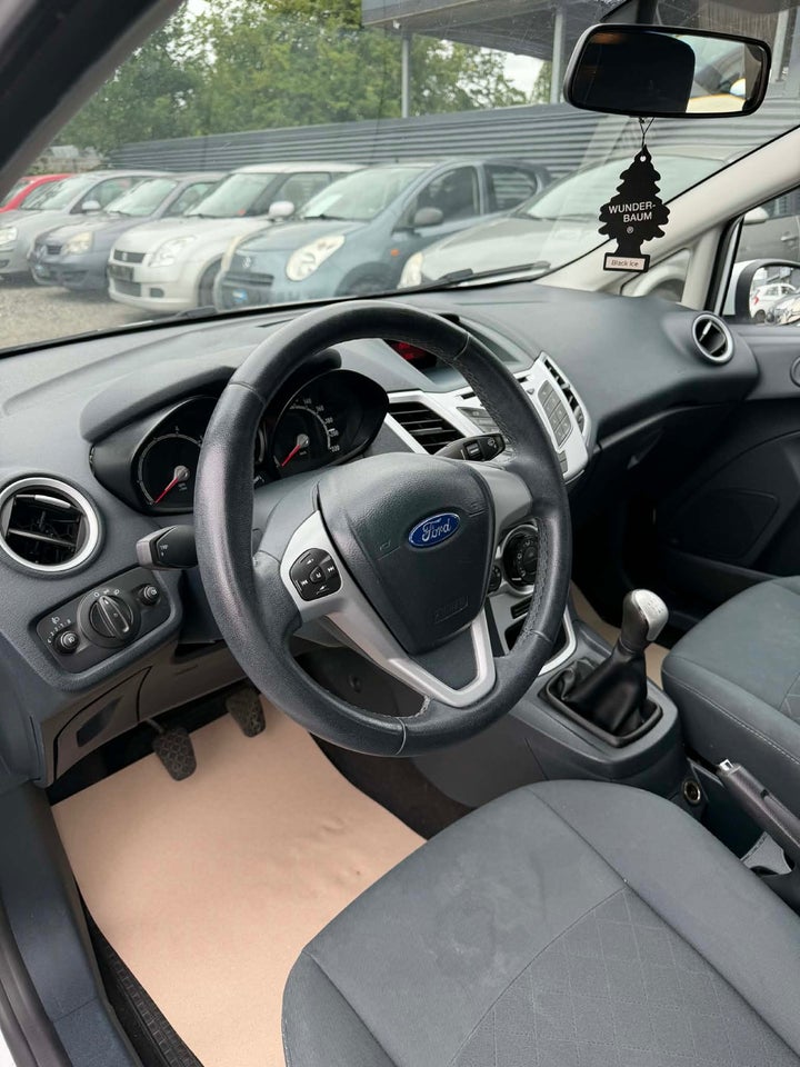 Ford Fiesta 1,25 60 Titanium 5d