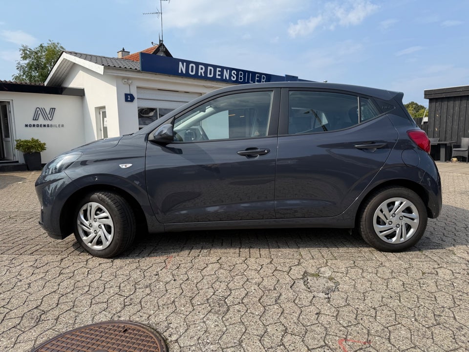 Hyundai i10 1,0 MPi Essential 5d