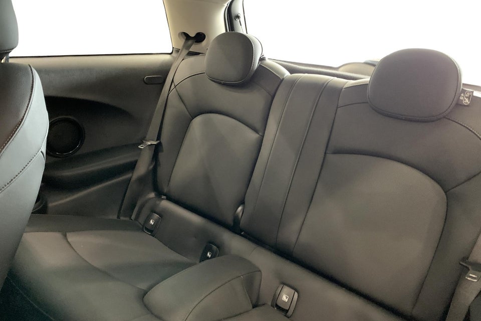 MINI Cooper SE Classic 3d