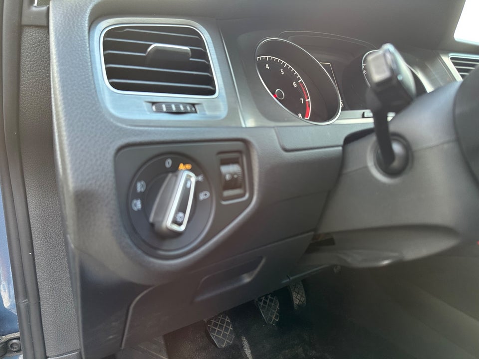 VW Golf VII 1,4 TSi 122 Comfortline BMT 5d