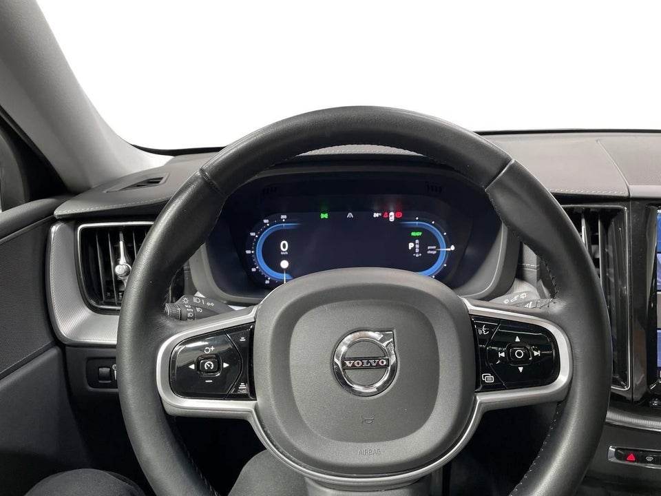 Volvo XC60 2,0 T8 ReCharge Inscription aut. AWD 5d