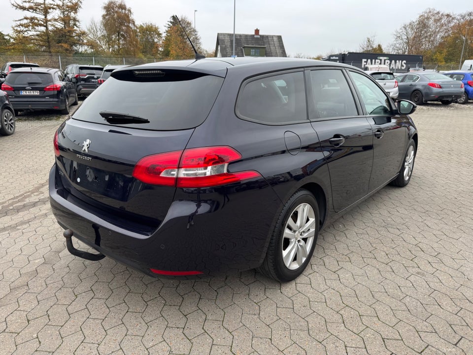 Peugeot 308 1,6 BlueHDi 120 Style SW 5d