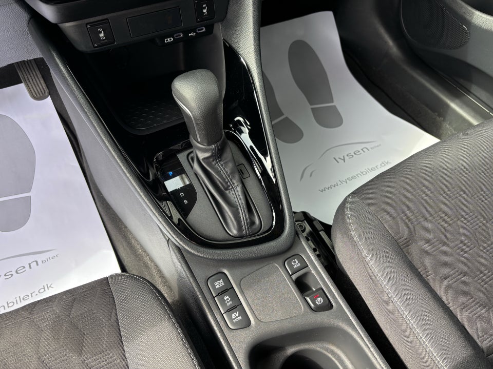 Toyota Yaris 1,5 Hybrid Style e-CVT 5d