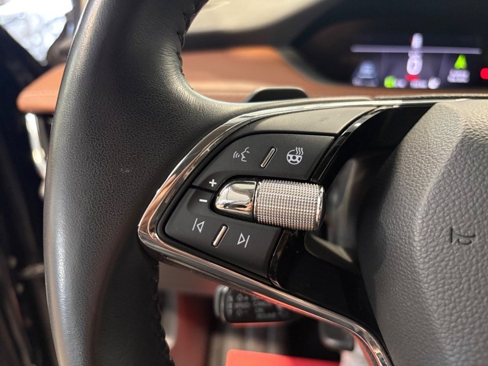 Skoda Enyaq 80 iV ecoSuite 5d