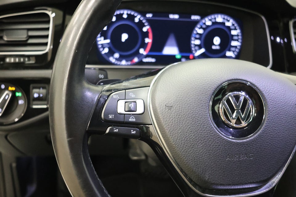 VW Golf VII 1,4 TSi 150 Highline Variant DSG 5d