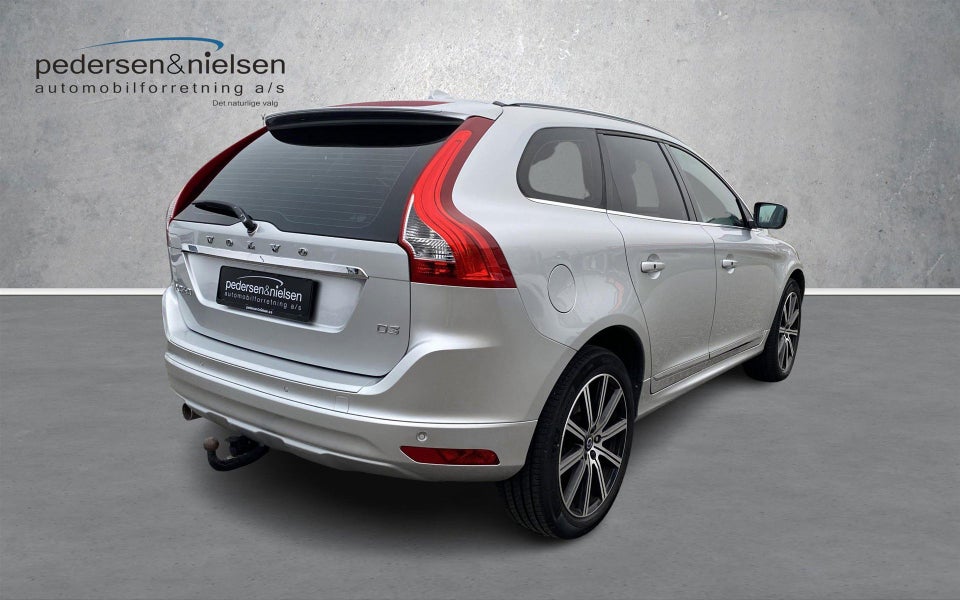 Volvo XC60 2,0 D3 150 Summum aut. Van 5d