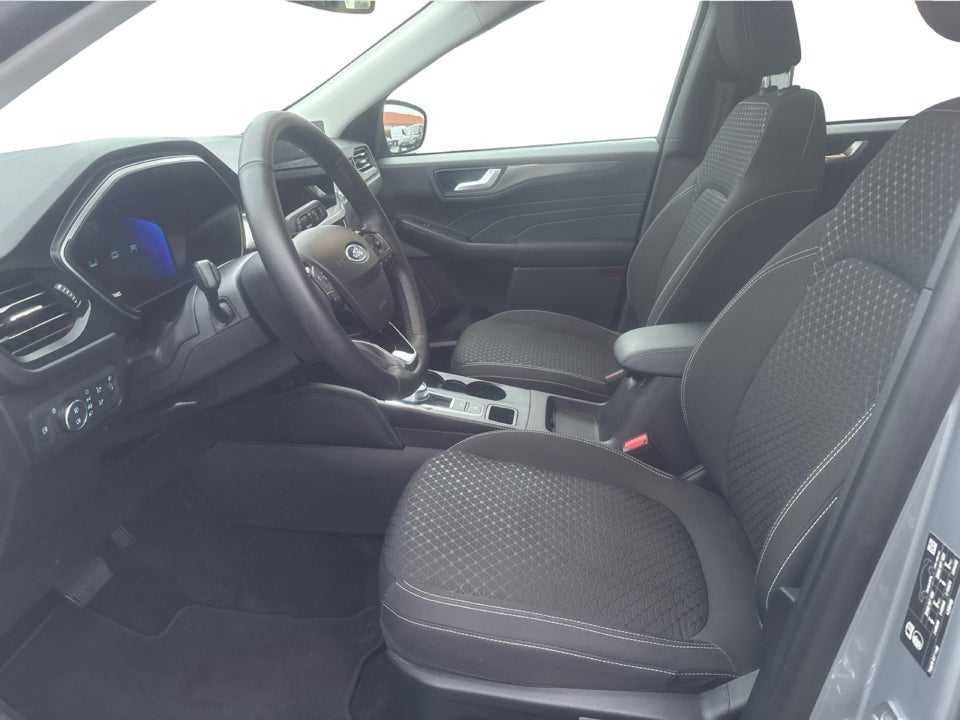 Ford Kuga 2,5 PHEV Titanium CVT 5d