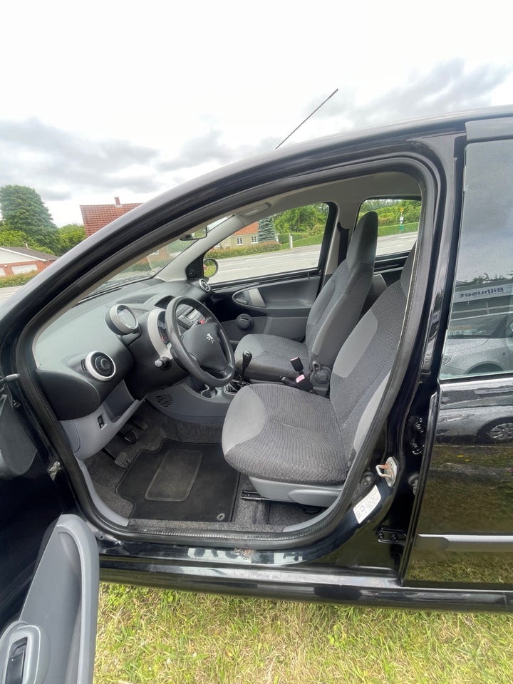 Peugeot 107 1,0 5d