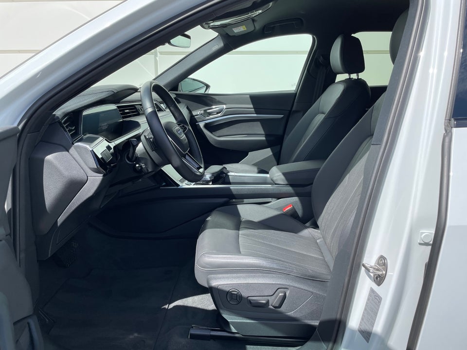 Audi e-tron 55 Advanced quattro 5d