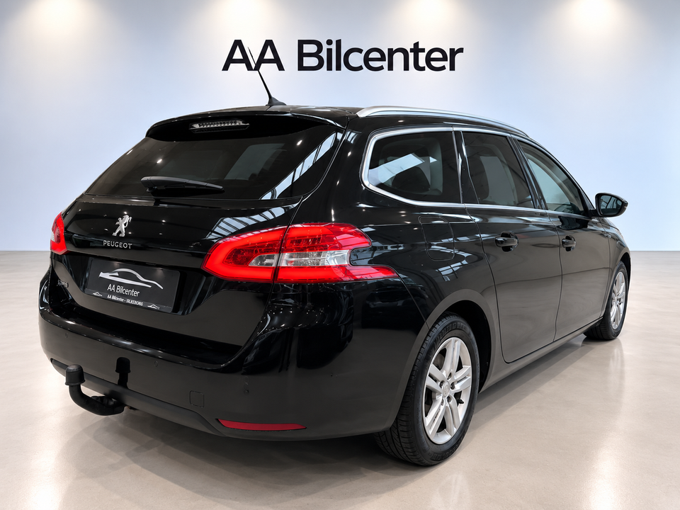 Peugeot 308 1,5 BlueHDi 130 Allure+ Sky SW 5d
