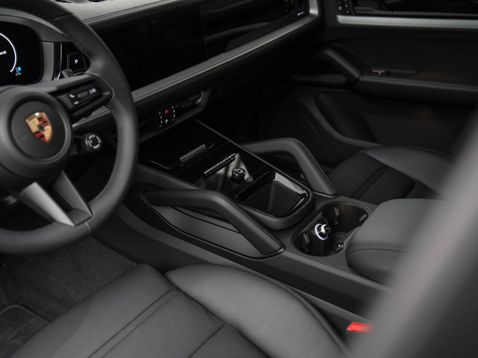 Porsche Cayenne 3,0 E-Hybrid Coupé Tiptr. 5d