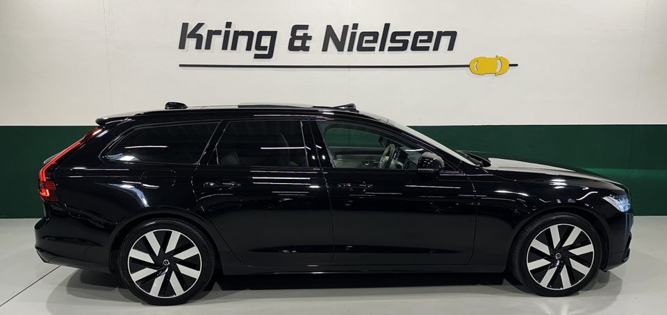Volvo V90 2,0 T6 ReCharge Ultimate Dark aut. AWD 5d