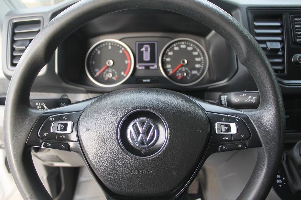 VW Crafter 35 2,0 TDi 177 Kassevogn L3H2 aut.