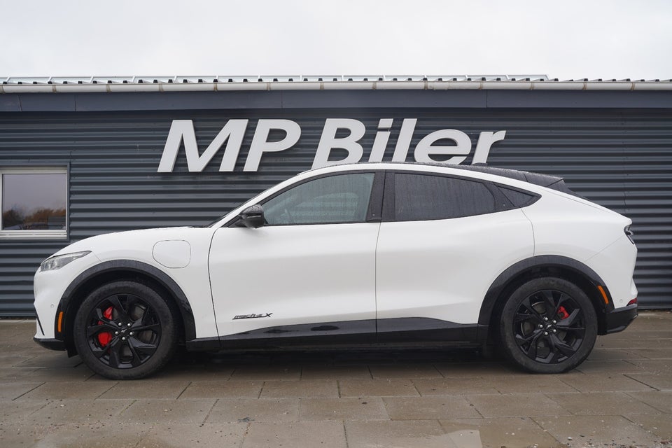 Ford Mustang Mach-E 98 Premium Extended Range 5d