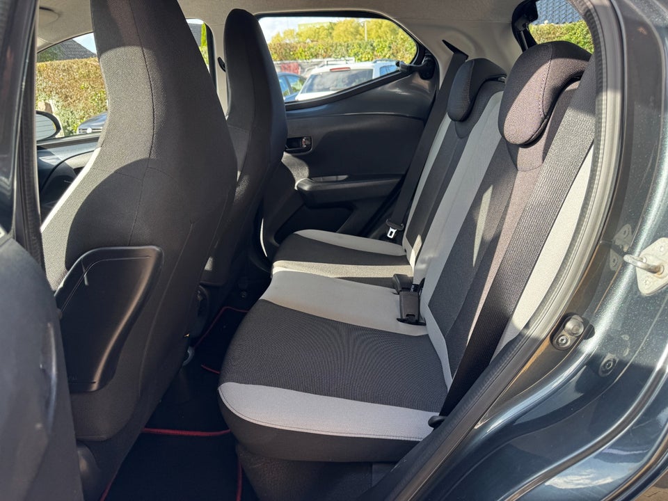 Toyota Aygo 1,0 VVT-i x 5d