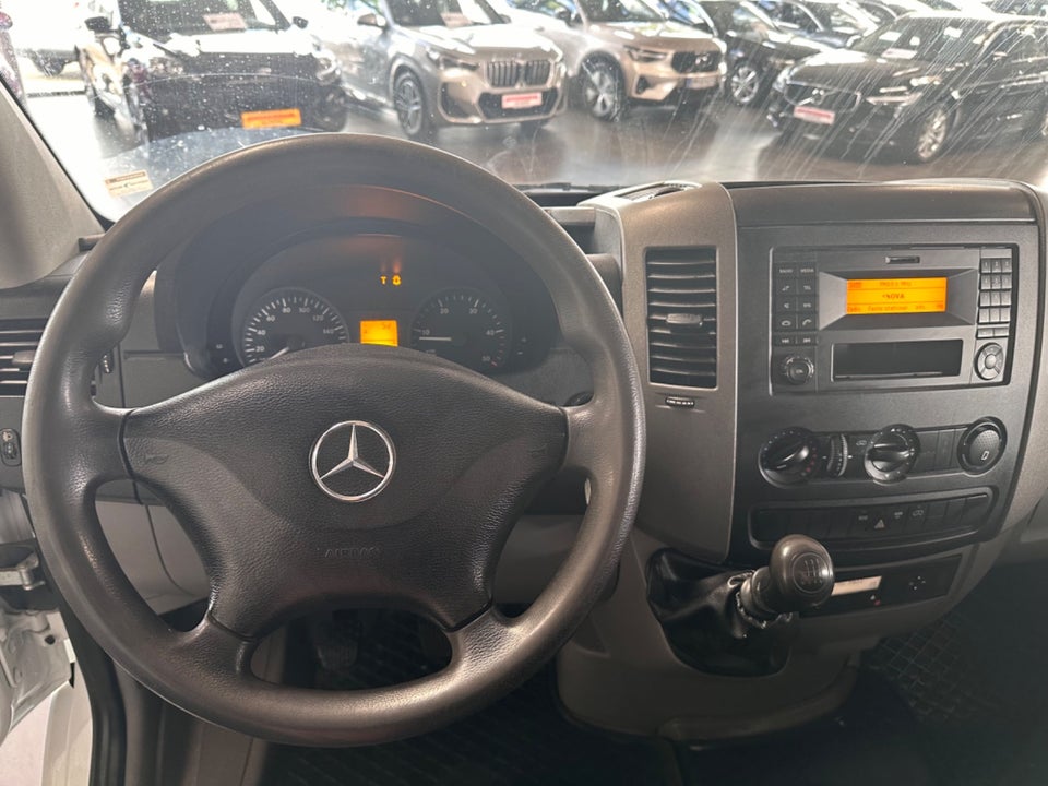 Mercedes Sprinter 516 2,2 CDi R2 Mandskabsvogn m/lad 4d