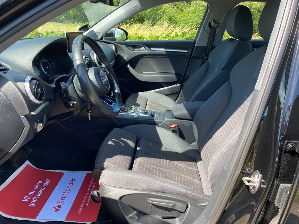 Audi A3 35 TDi S-line S-tr. 4d