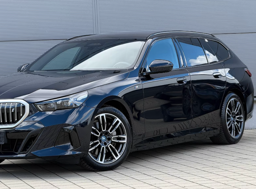 BMW i5 eDrive40 Touring M-Sport 5d