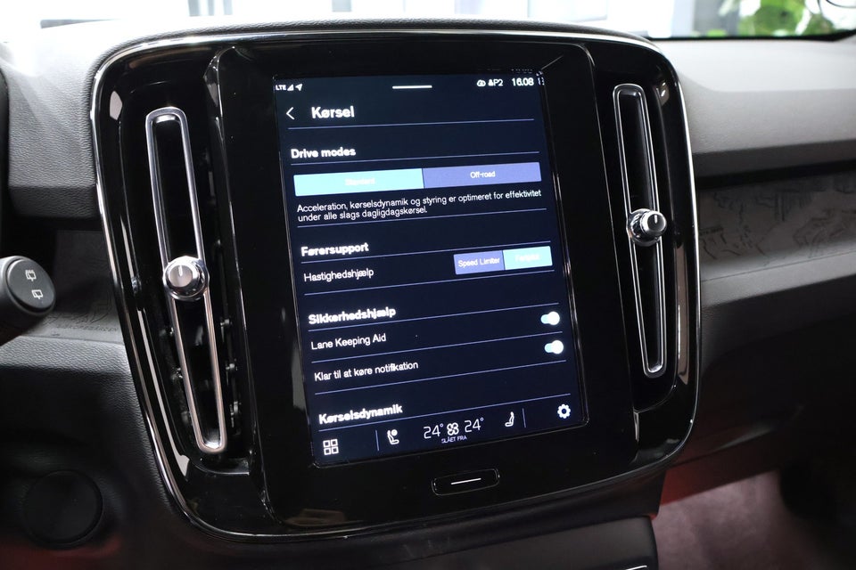 Volvo XC40 P6 ReCharge Core 5d