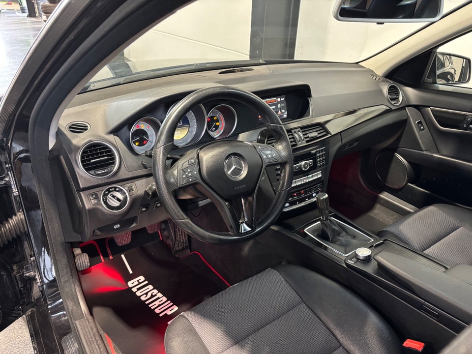 Mercedes C200 2,2 CDi stc. BE 5d