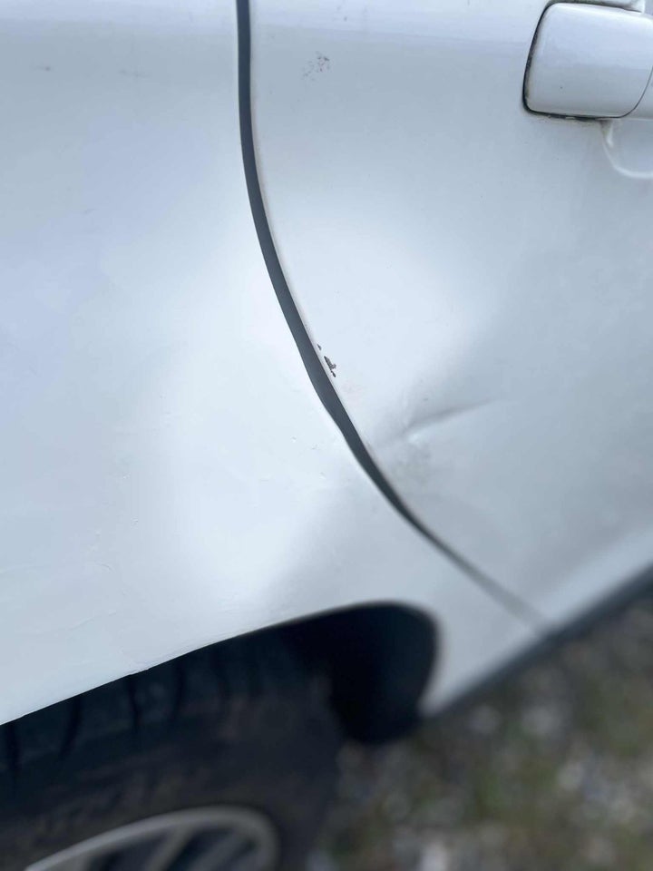 Peugeot 2008 1,2 VTi 82 Active 5d