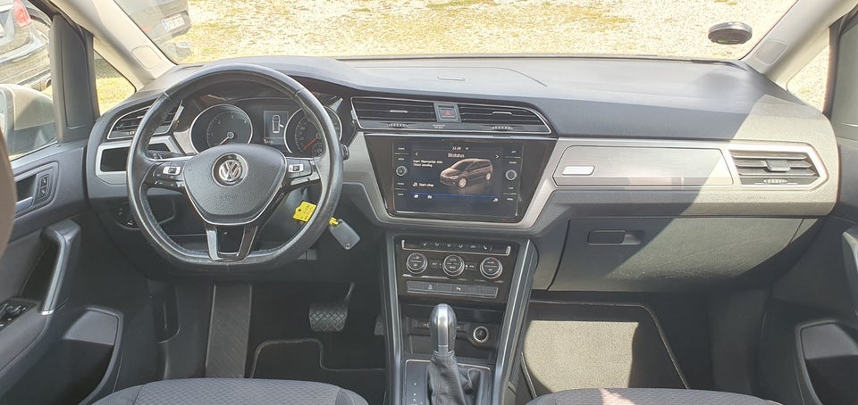VW Touran 1,6 TDi 115 Comfortline DSG 7prs 5d