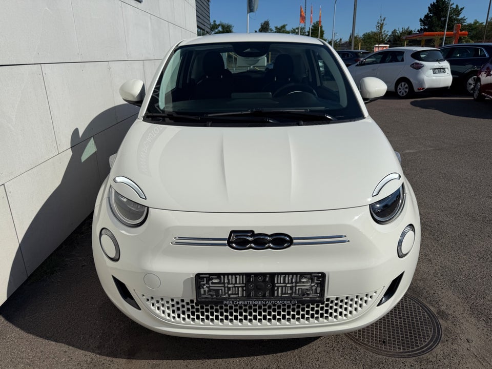 Fiat 500e 42 Icon 3d