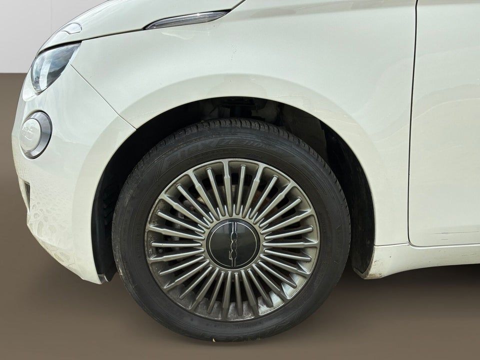 Fiat 500e 42 Icon 3d