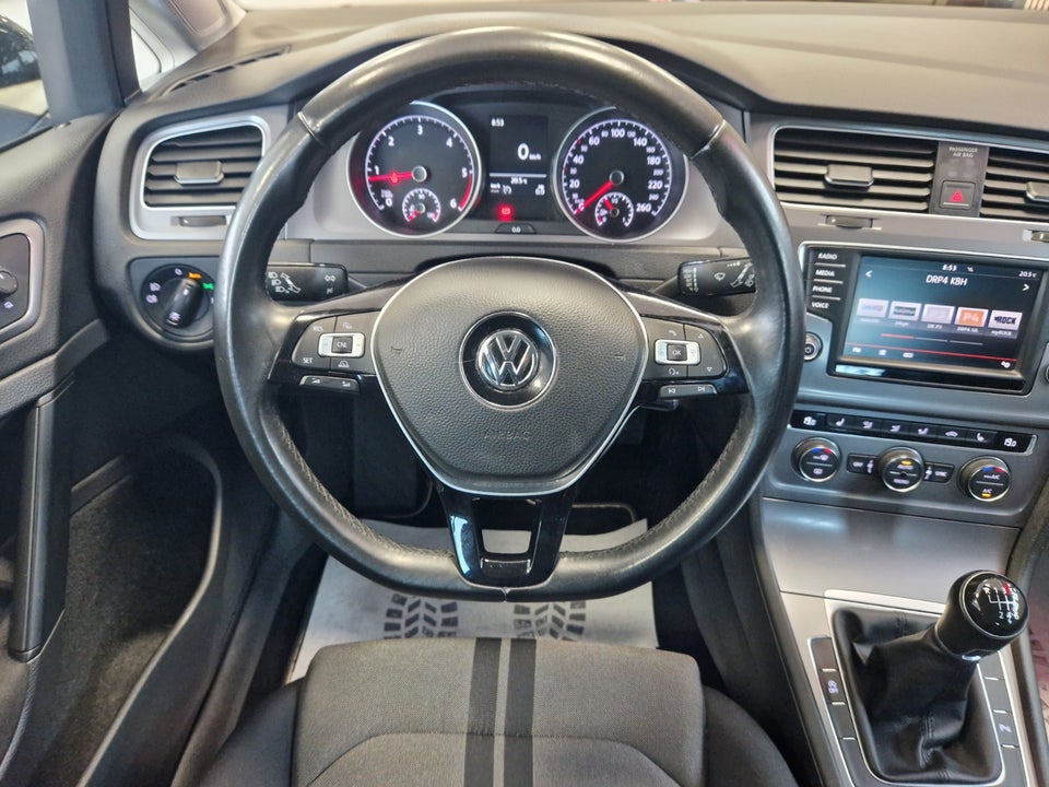 VW Golf VII 1,6 TDi 110 Style BM 5d