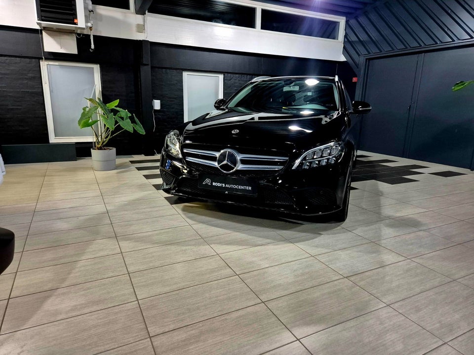 Mercedes C300 e 2,0 Avantgarde stc. aut. 5d