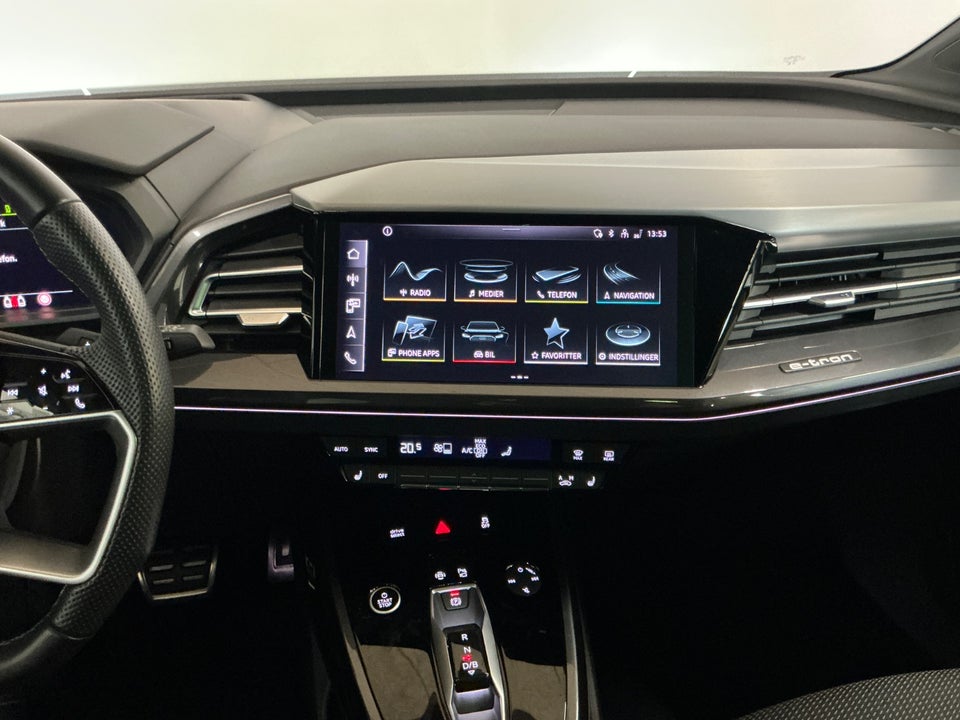 Audi Q4 e-tron 50 S-line quattro 5d