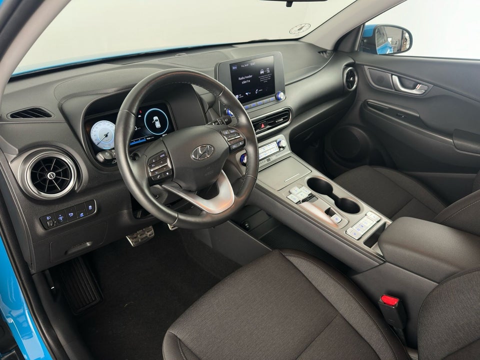 Hyundai Kona 39 EV Essential 5d