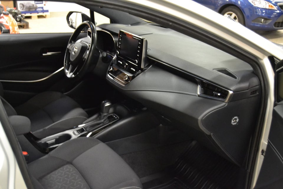 Toyota Corolla 1,8 Hybrid H3 Smart Touring Sports MDS 5d