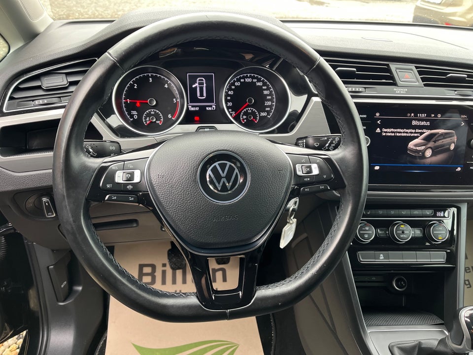 VW Touran 2,0 TDi 122 Comfortline Van 5d