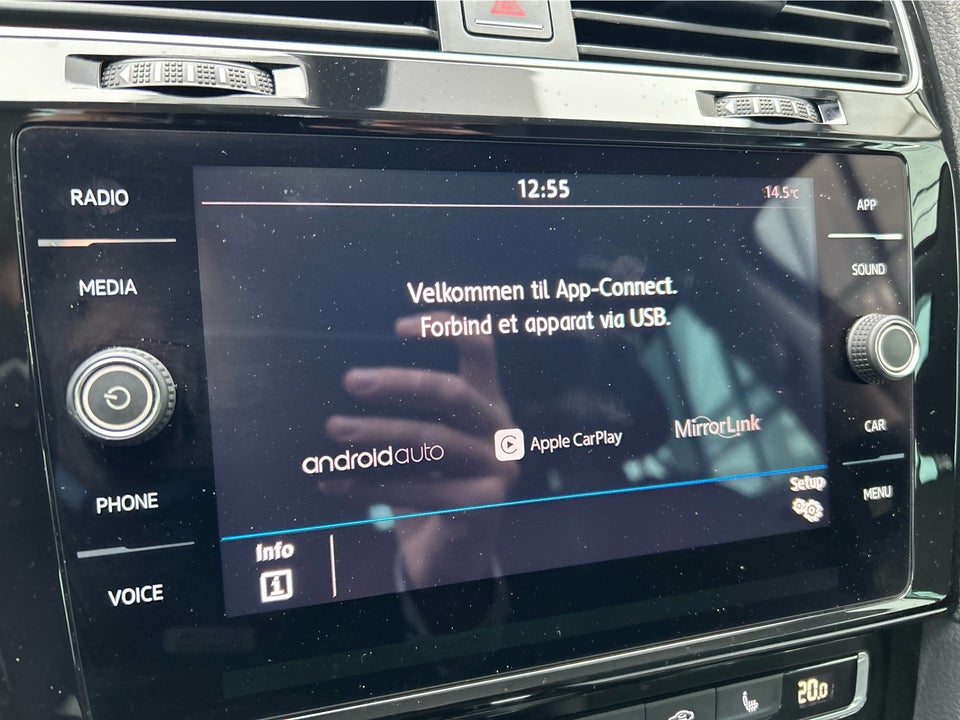 VW Golf VII 1,5 TSi 150 Highline DSG 5d