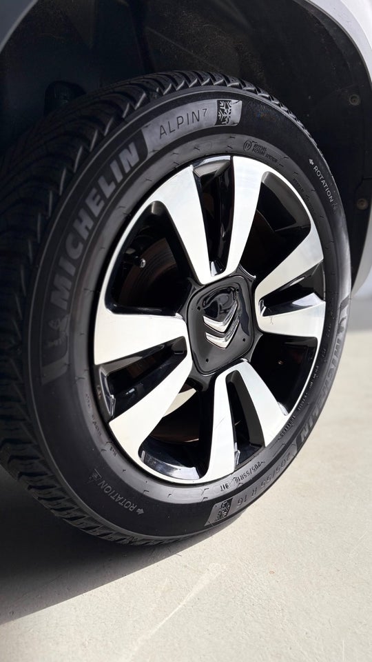 Citroën C3 Aircross 1,5 BlueHDi 120 SkyLine EAT6 5d