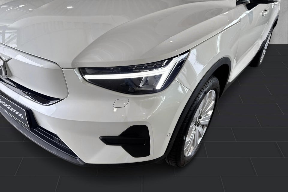 Volvo EX40 Extended Range Core 5d
