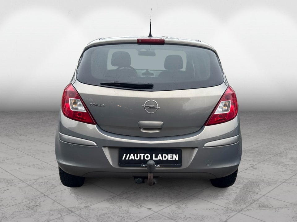 Opel Corsa 1,4 16V Cosmo 5d