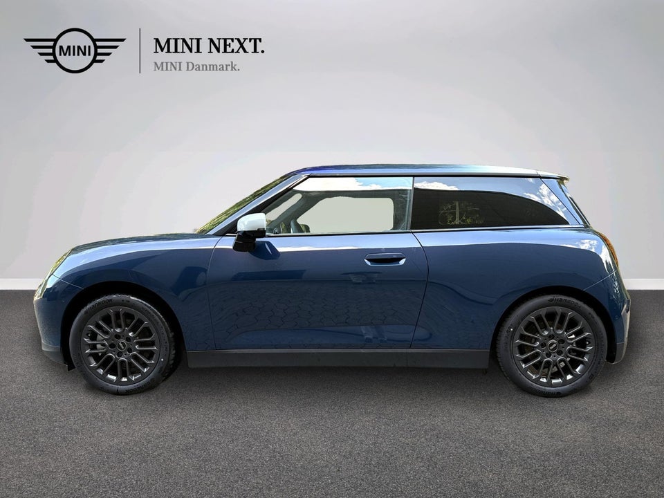 MINI Cooper SE Favoured Trim XL 3d
