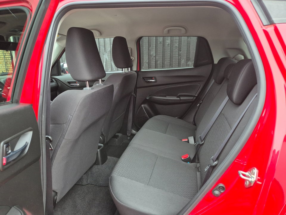 Suzuki Swift 1,2 Dualjet SHVS Exclusive 5d