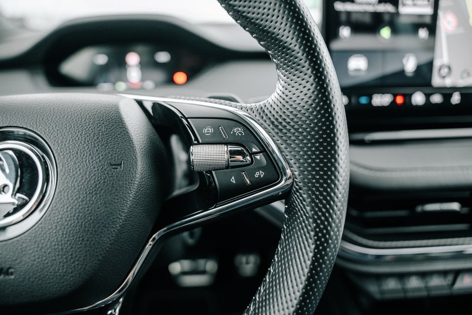 Skoda Enyaq 60 iV Sportline 5d