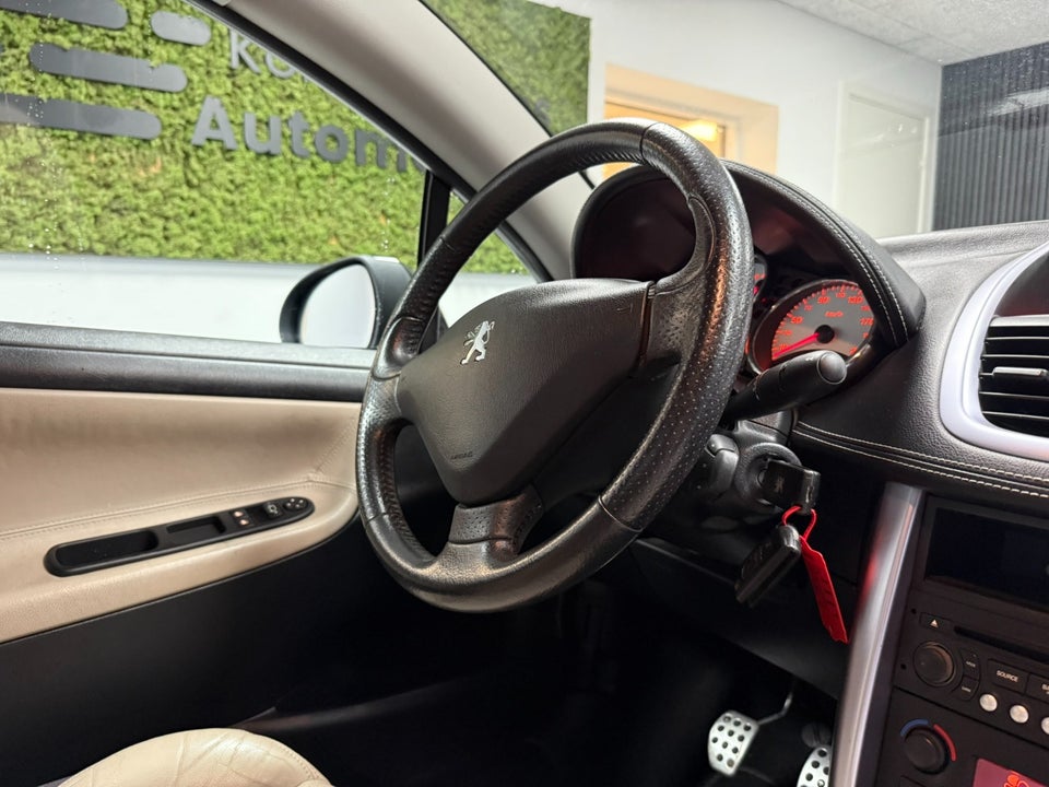 Peugeot 207 1,6 CC aut. 2d