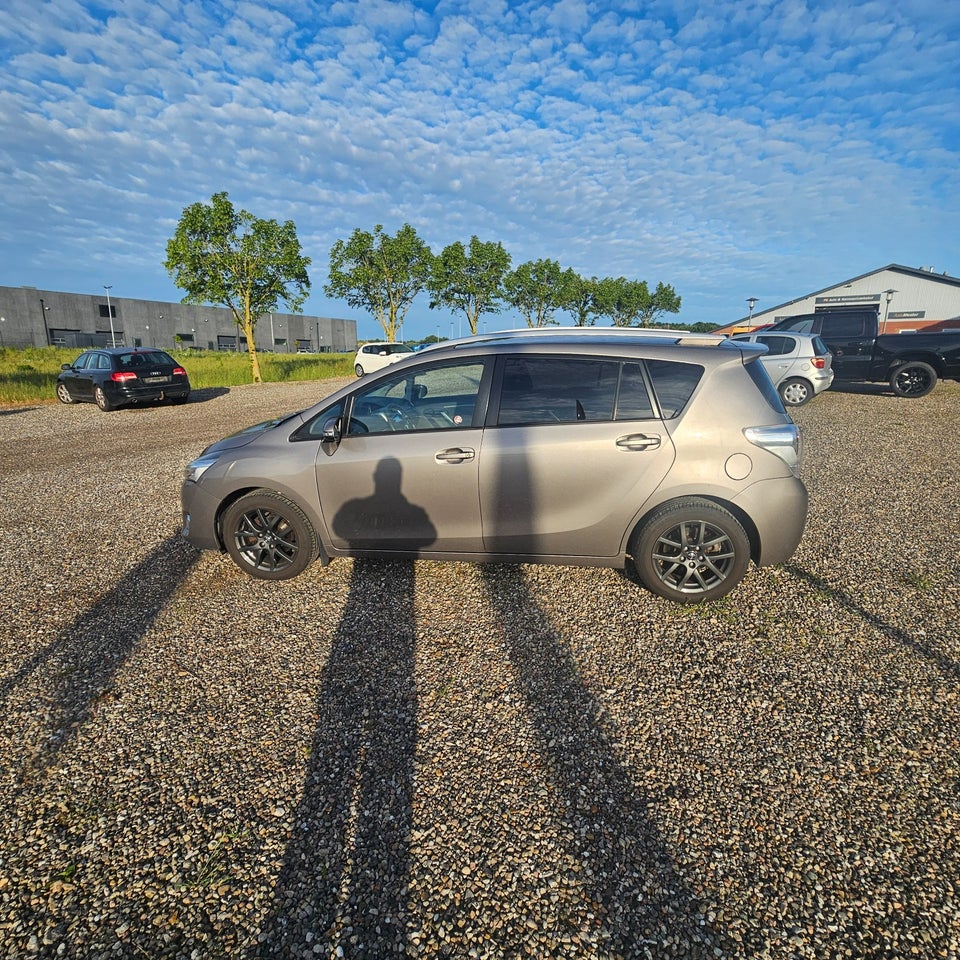 Toyota Verso 1,8 VVT-i T3 7prs 5d