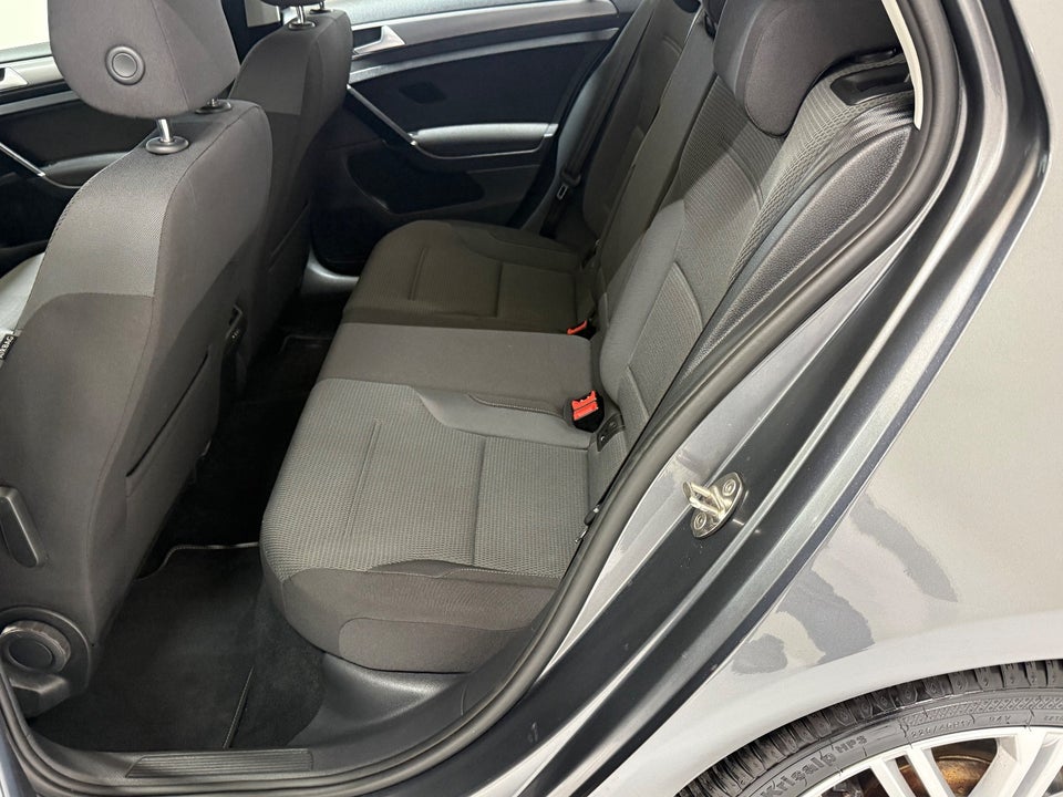 VW Golf VII 1,5 TSi 130 Comfortline 5d