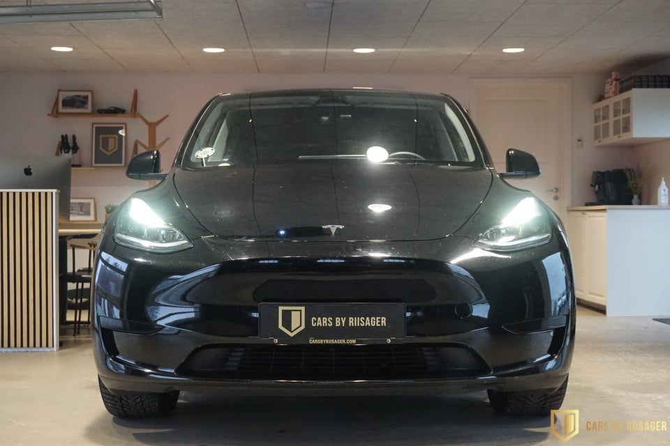 Tesla Model Y RWD 5d