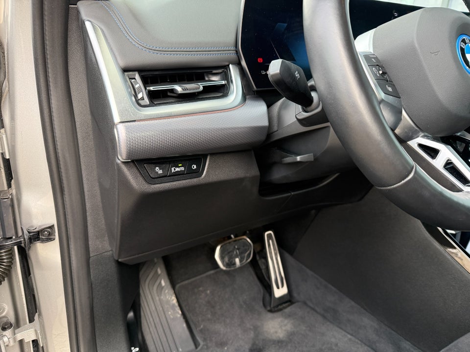 BMW iX1 eDrive20 M-Sport 5d