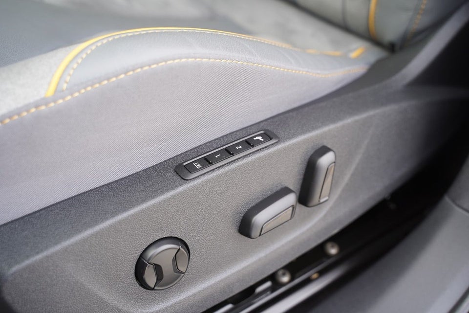 Skoda Enyaq 85x iV ecoSuite 5d