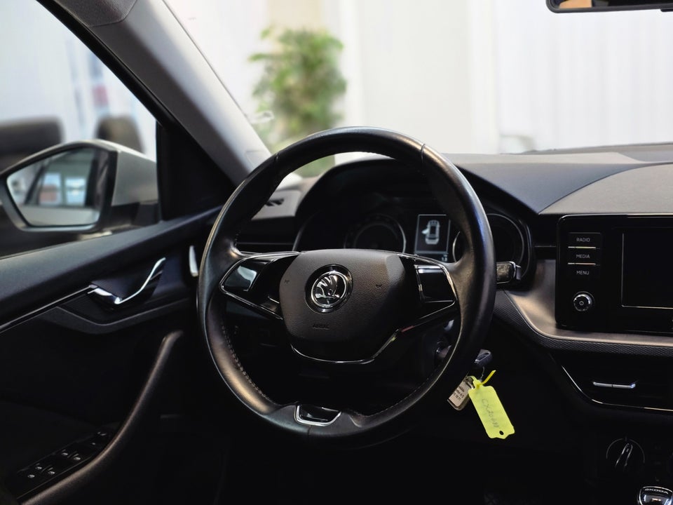 Skoda Kamiq 1,6 TDi 115 Ambition DSG 5d