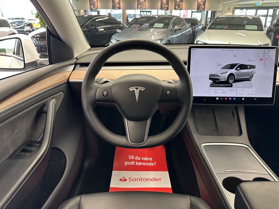 Tesla Model Y Long Range AWD 5d
