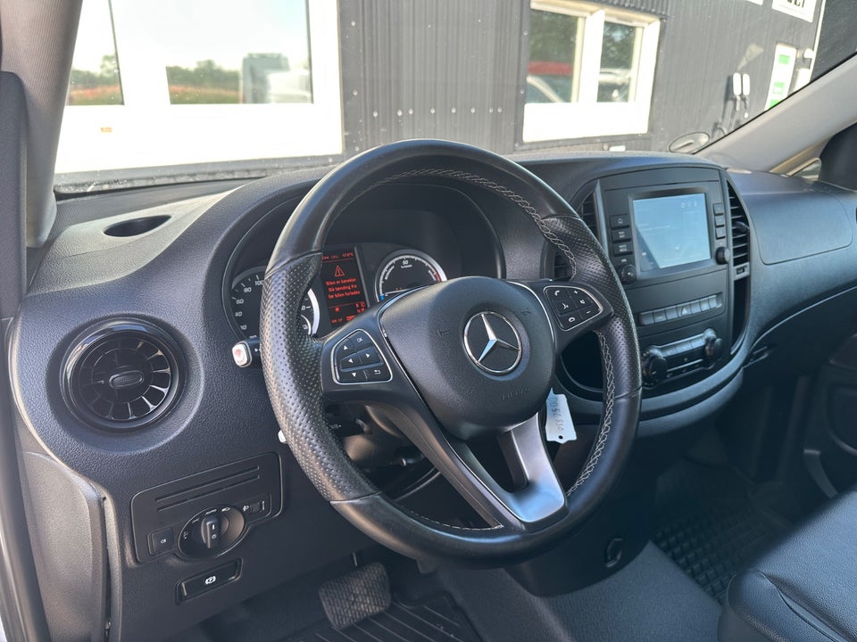 Mercedes eVito 129 Tourer PRO L Van